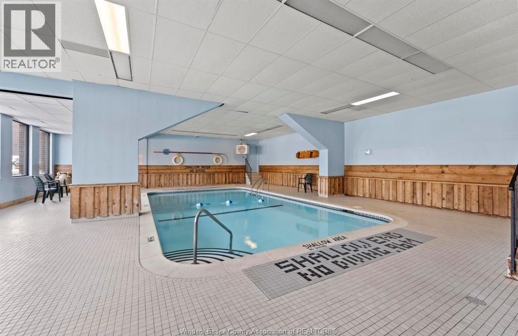 #9-3917 3917 RIVERSIDE East - 47