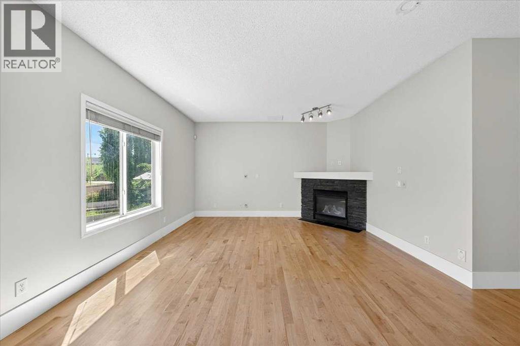 18 Cougarstone Bay Southwest - Photo 10