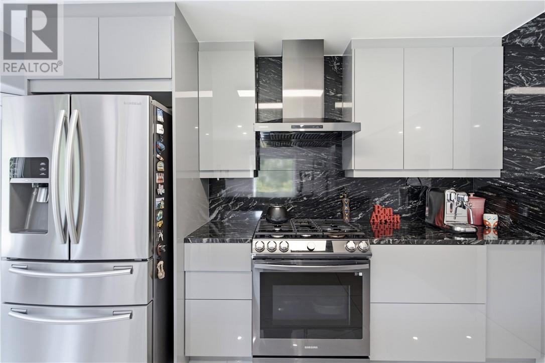 1704 Agincourt Avenue - Image 10
