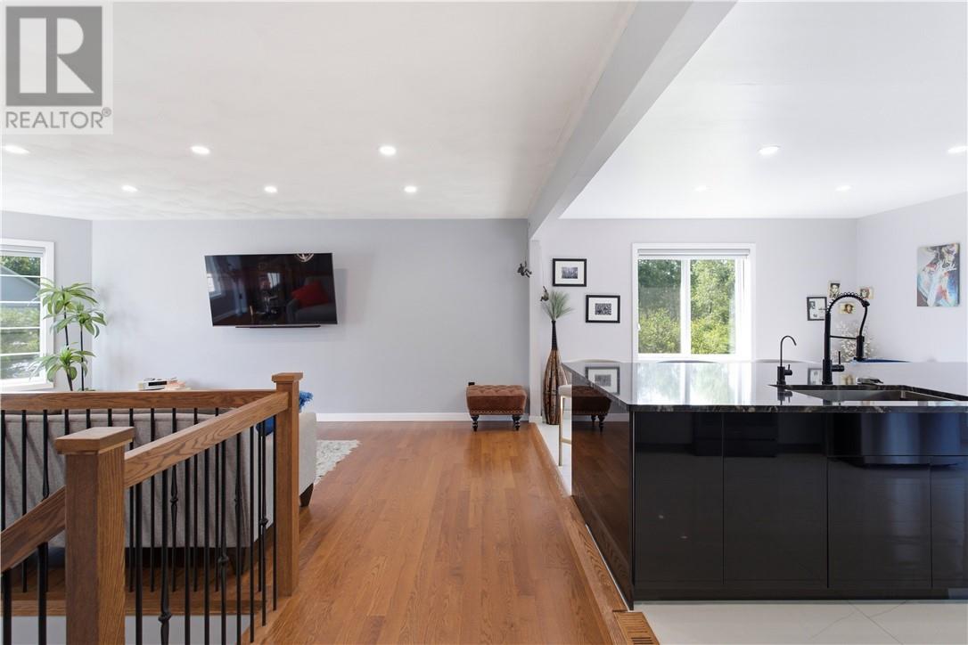 1704 Agincourt Avenue - Image 16