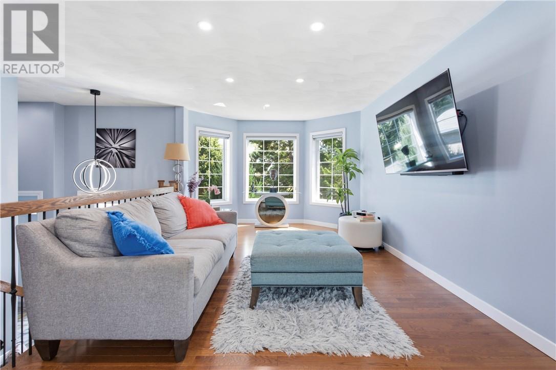 1704 Agincourt Avenue - Image 17