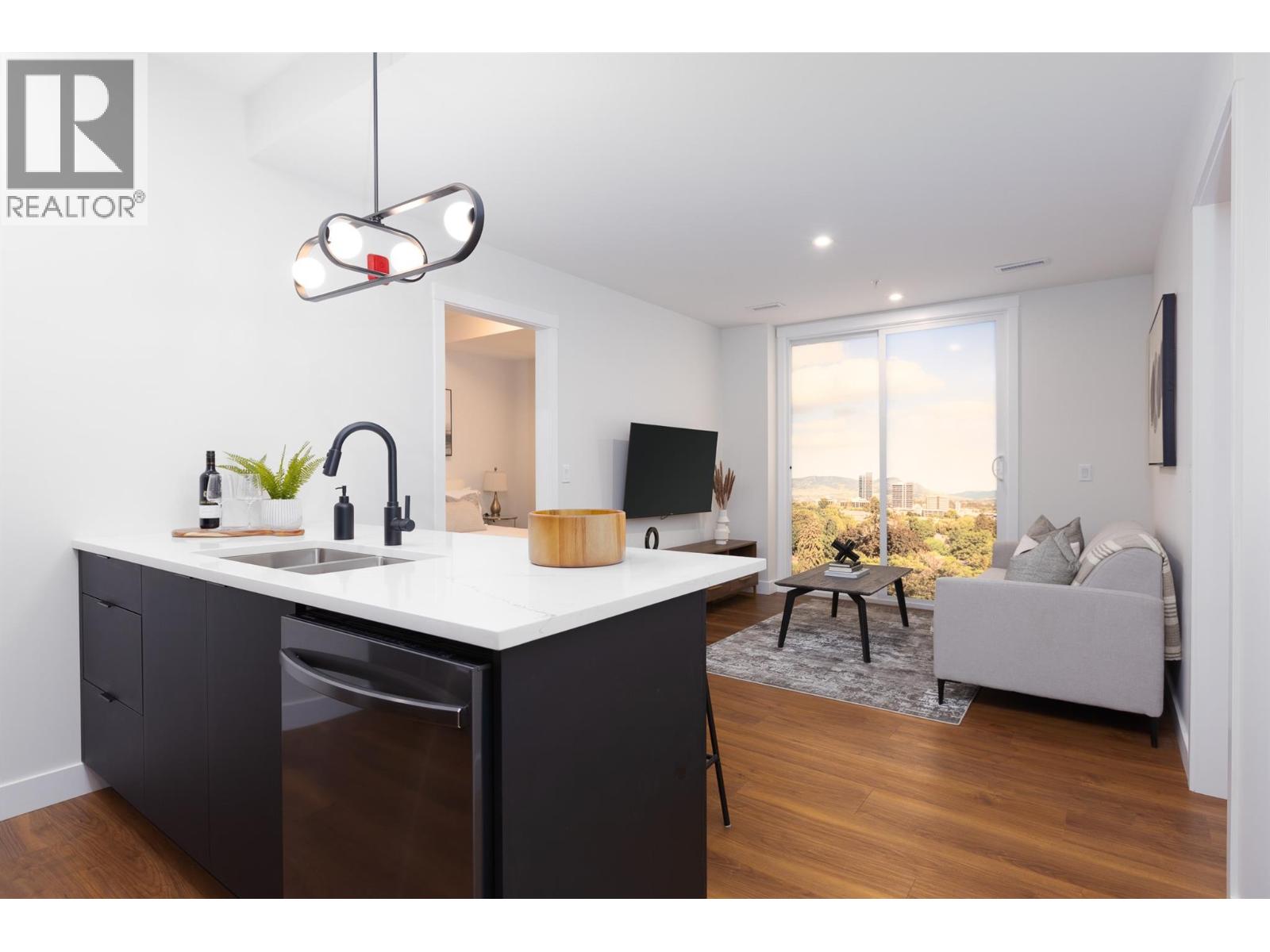 #106 1281 Pridham Avenue Lot# 6 - 6