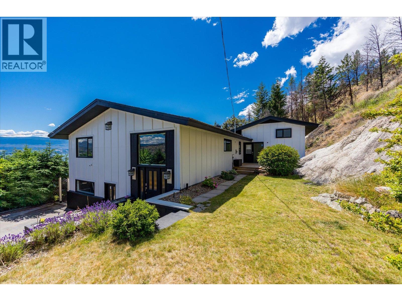 1084 Westside Road S - Image 44