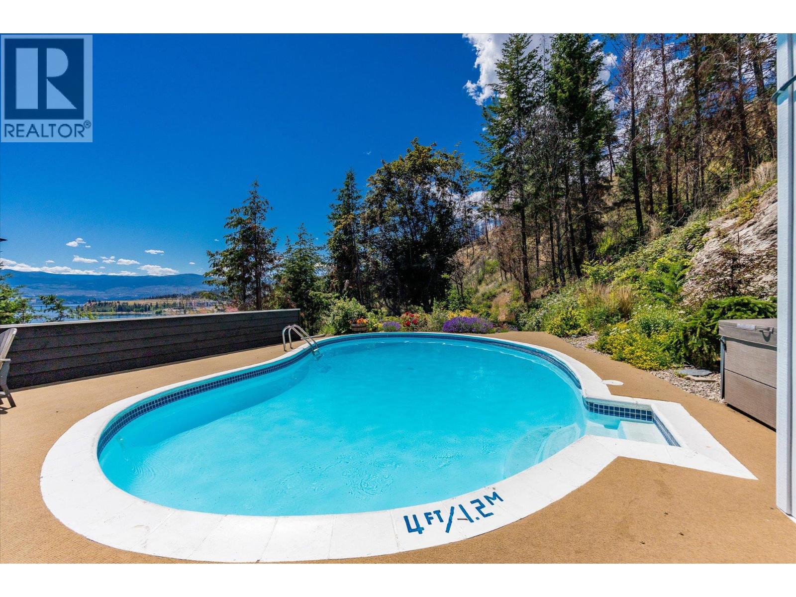 1084 Westside Road S - Image 35