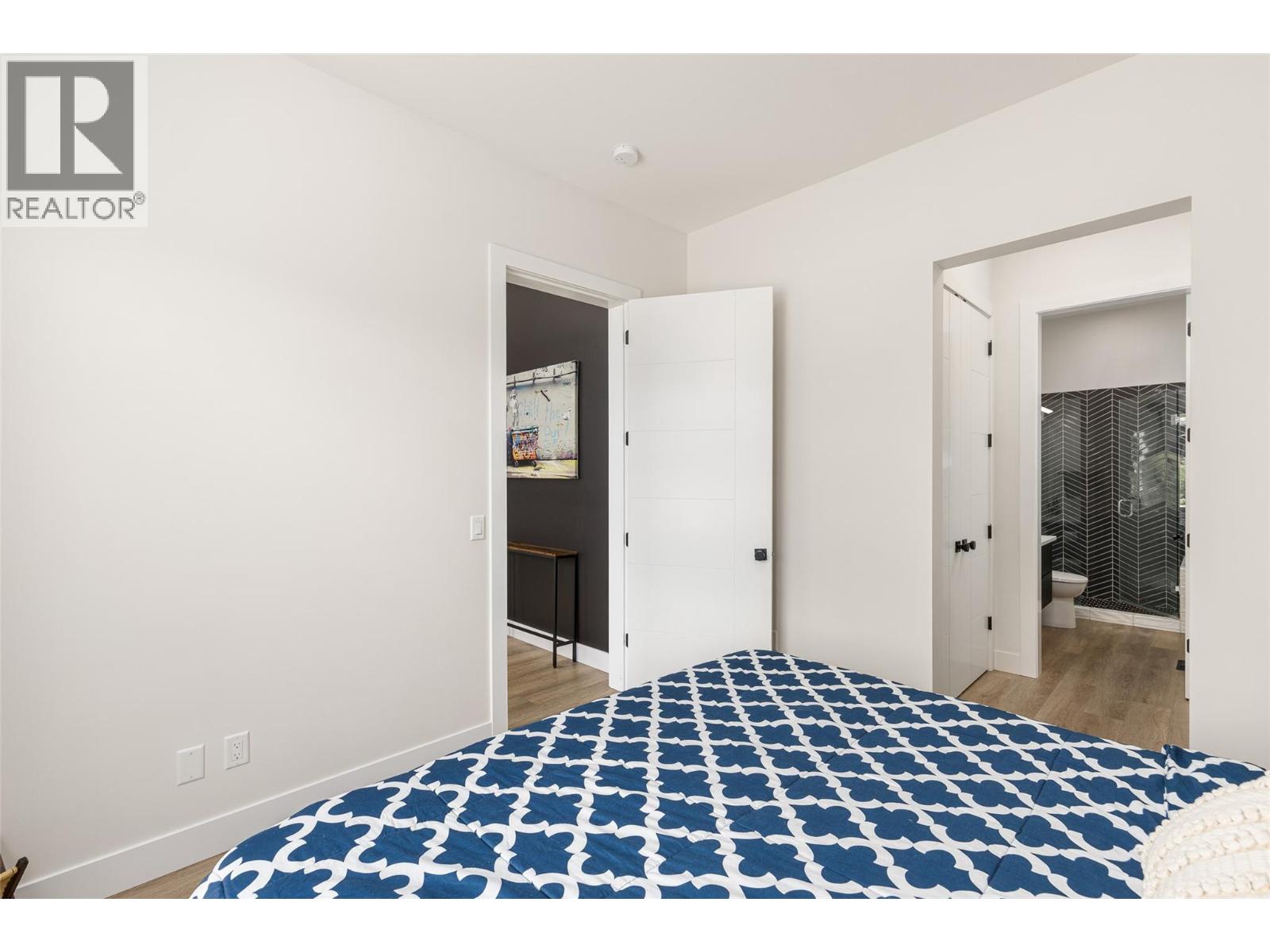 10245 Beacon Hill Drive, Lake Country