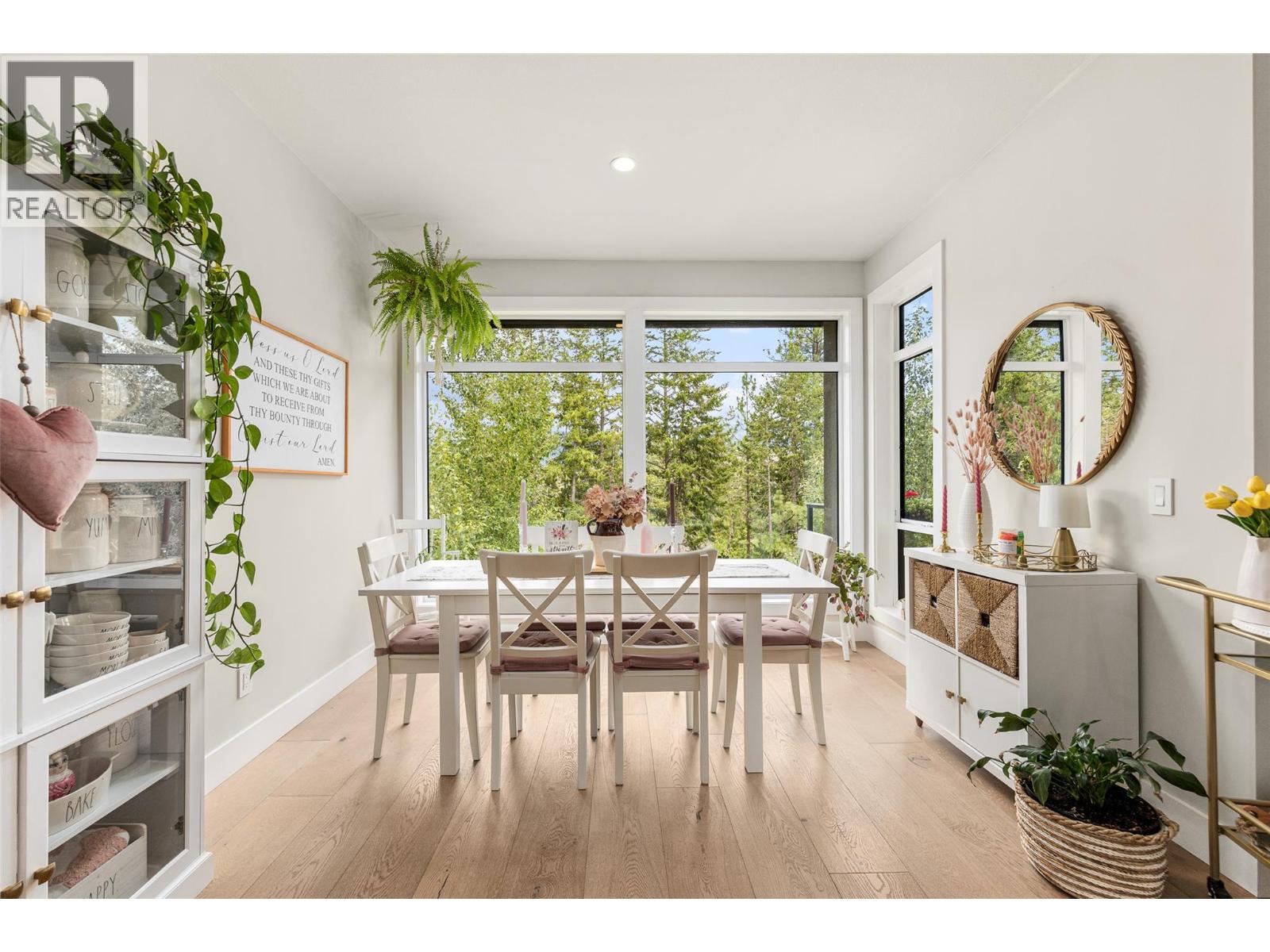 10293 Long Road, Lake Country
