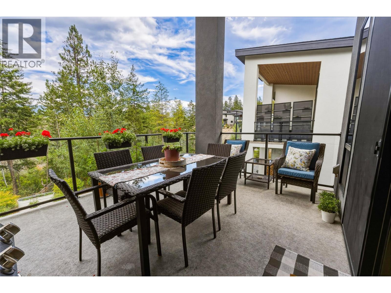 10293 Long Road, Lake Country