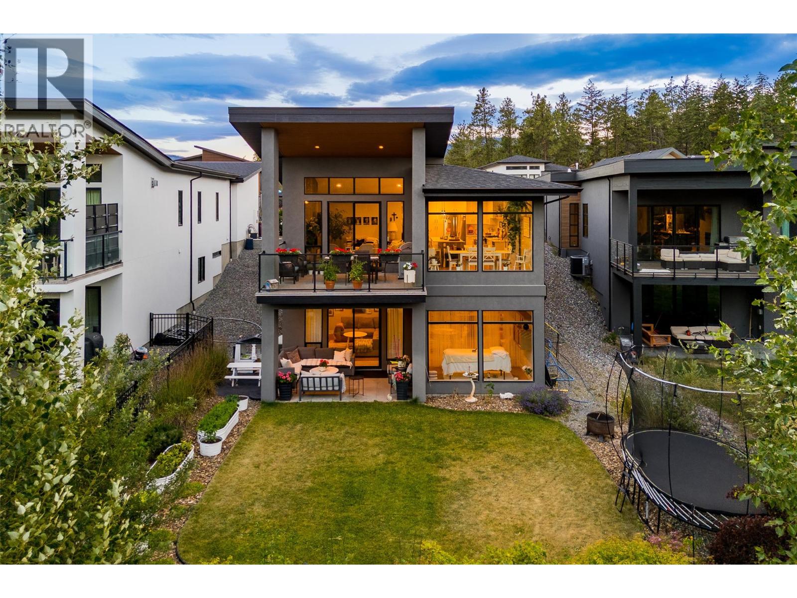 10293 Long Road, Lake Country