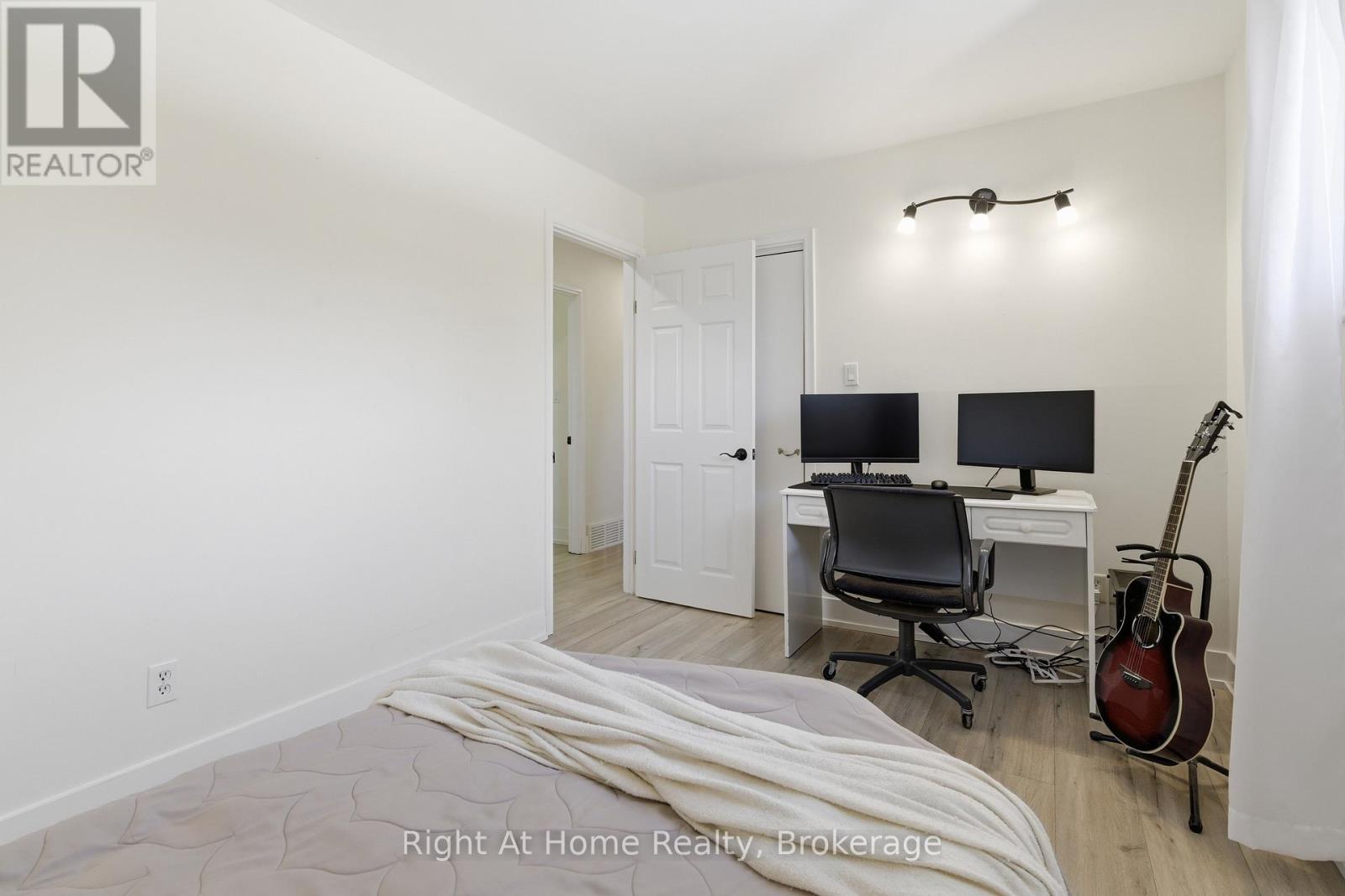 21 NONQUON DRIVE - 25