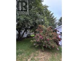 10 Morris Avenue thumbnail 8