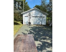10 Morris Avenue thumbnail 4