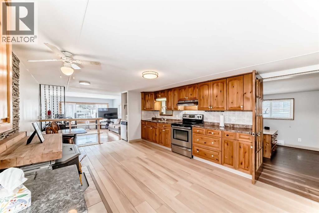 3223 83 Street Northwest - Photo 6