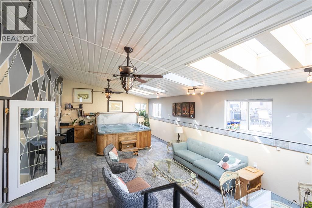 329 2 Avenue Northeast - Photo 19