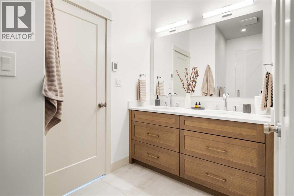 5032 48 Street - Photo 40
