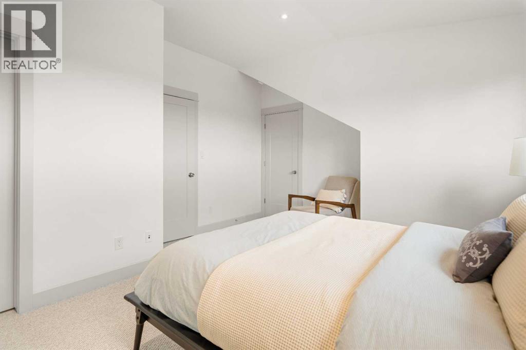 5032 48 Street - Photo 32