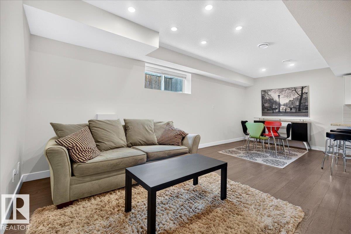 12126 47 ST NW - 35