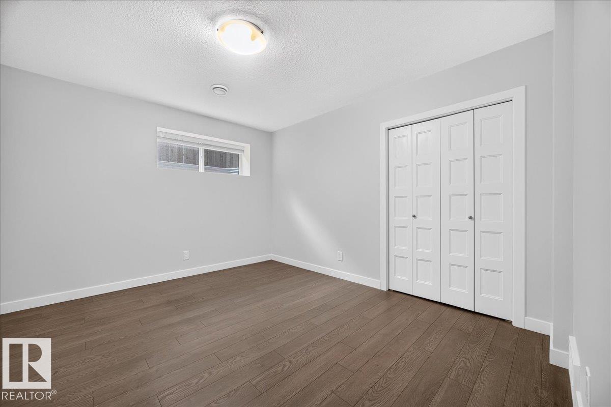 12126 47 Street NW - Photo 33
