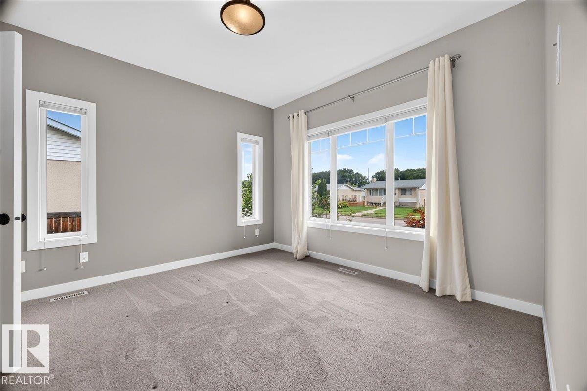12126 47 Street NW - Photo 18