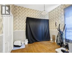 132 Emerald Street S, Hamilton, ON L8N2V5 Photo 32