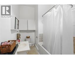132 Emerald Street S, Hamilton, ON L8N2V5 Photo 38