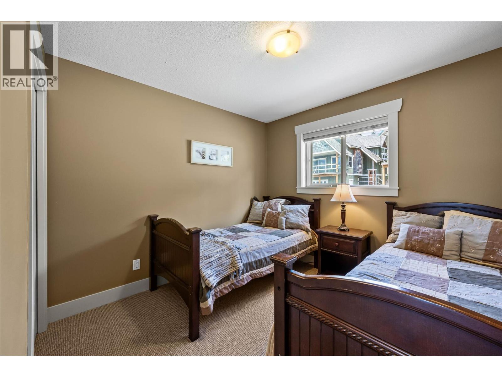 #198 2633 Squilax Anglemont Road - 17