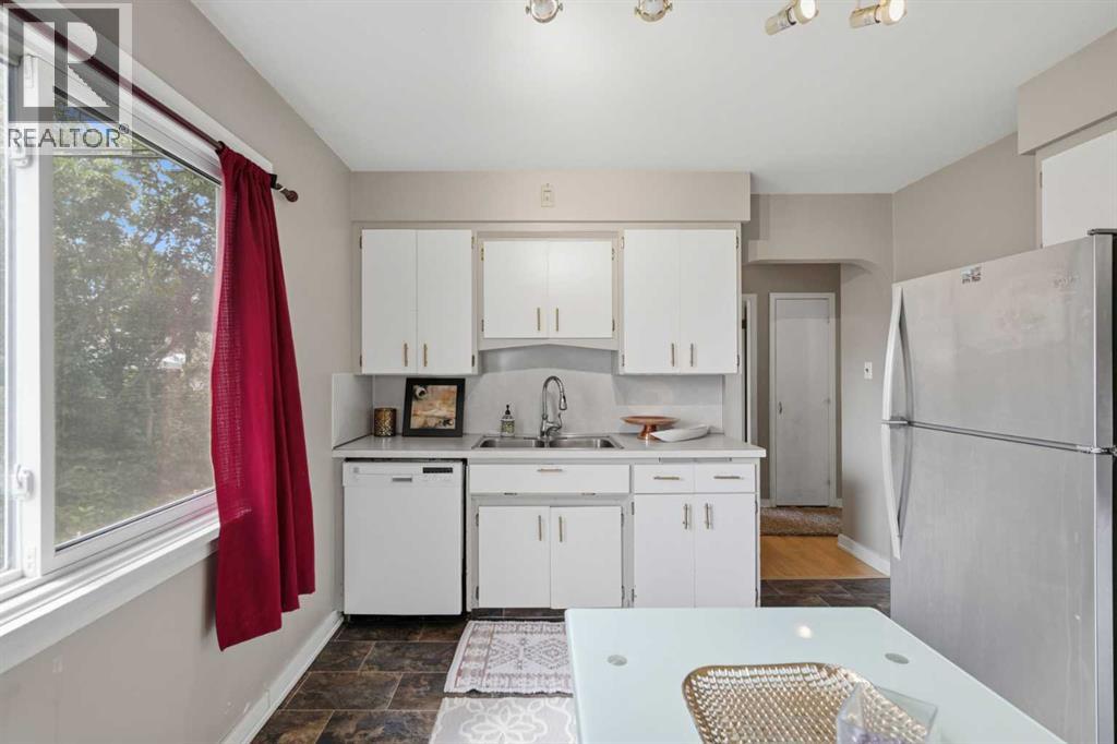 3711 Centre B Street NW - Image 11