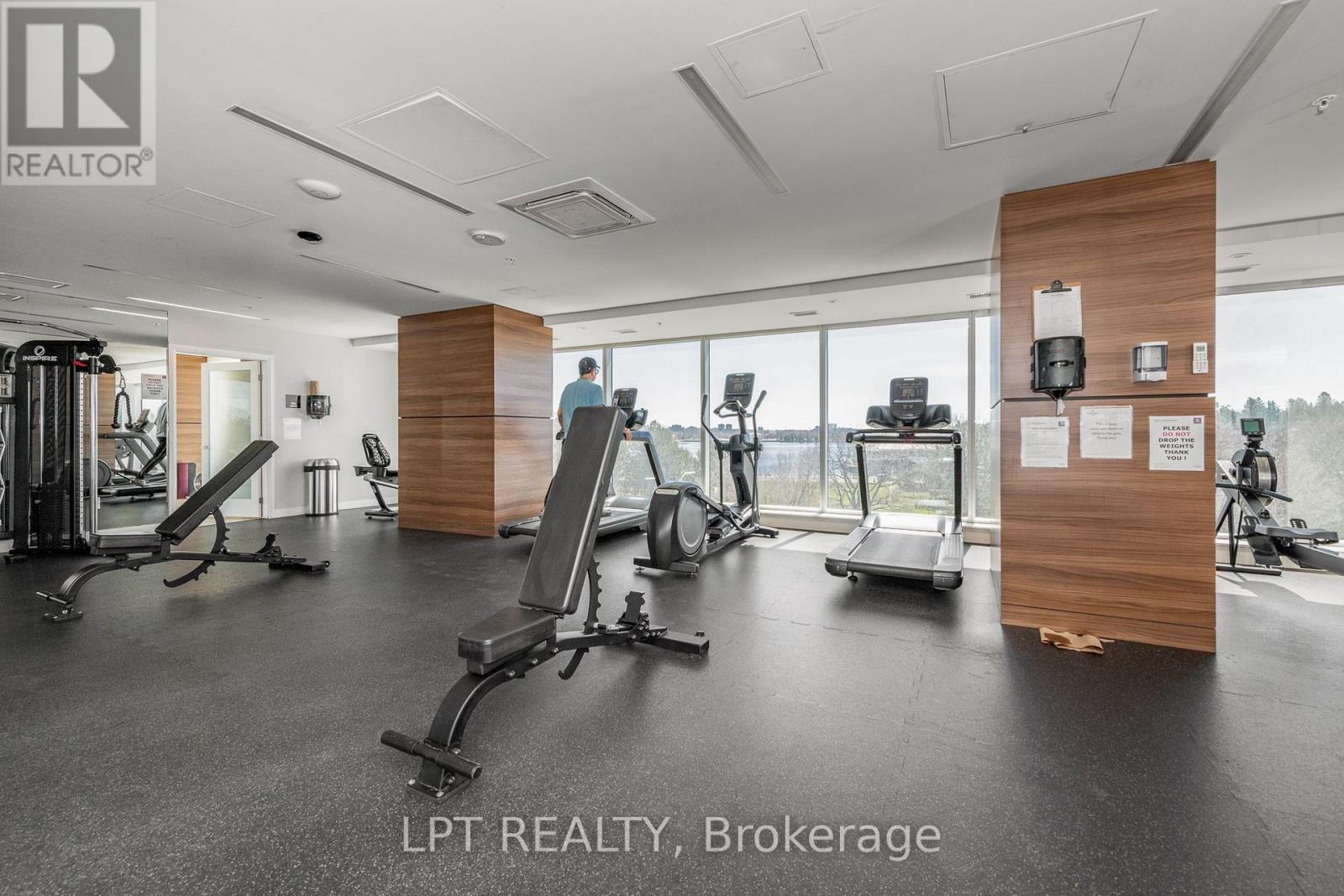 1 Bed, 1 Bath House for Rent in Ottawa – 1009 – 805 CARLING AVENUE, Ottawa – MLS# X13677662 - Image 13