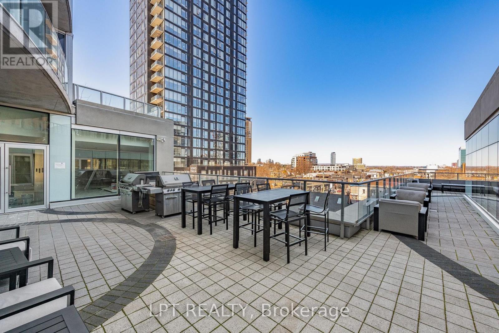 1 Bed, 1 Bath House for Rent in Ottawa – 1009 – 805 CARLING AVENUE, Ottawa – MLS# X13677662 - Image 16