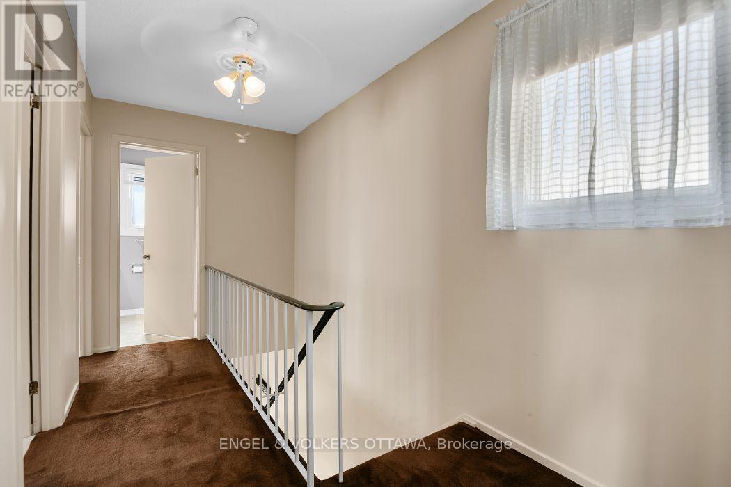 3 Bed, 2 Bath Apartment for Rent in Ottawa – 110 – 837 EASTVALE DRIVE, Ottawa – MLS# X13677732 - Image 21
