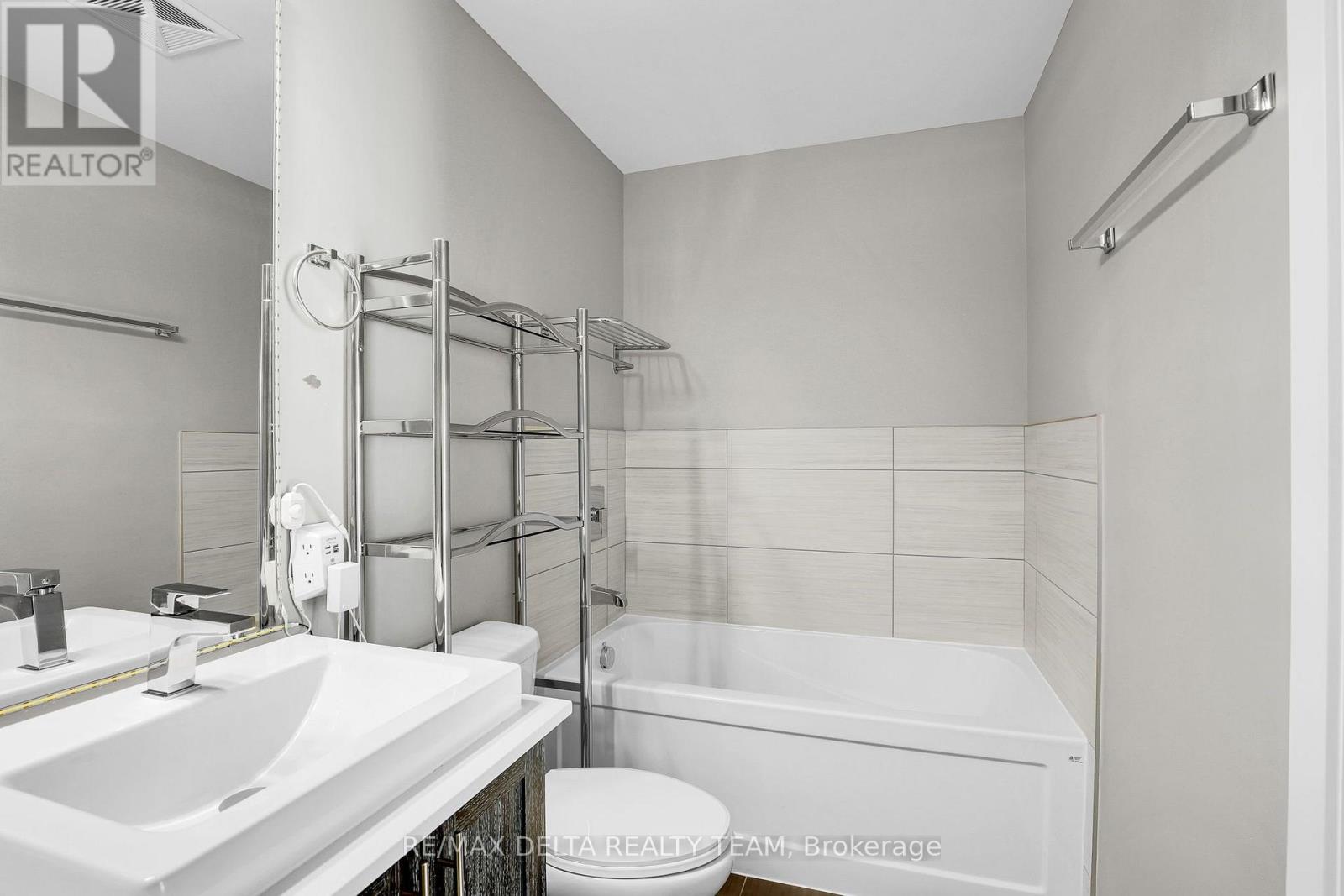 2 Bed, 2 Bath House for Sale in Ottawa – 1401 – 200 INLET PRIVATE, Ottawa – MLS# X13677806 - Image 28