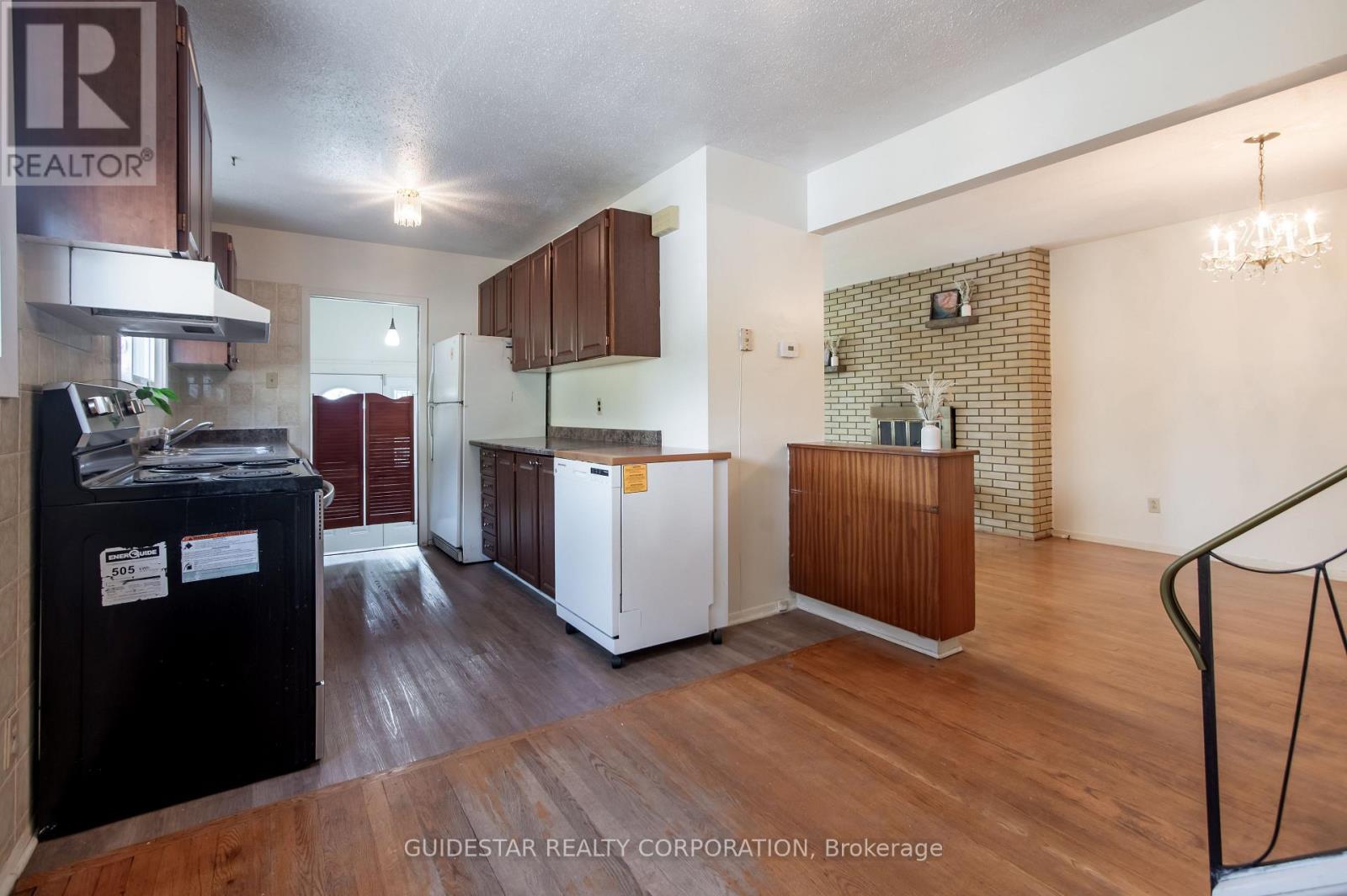1859 WALKLEY ROAD - 12
