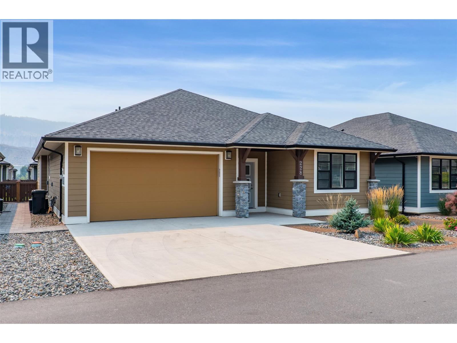 #228 641 Shuswap Road E - 3
