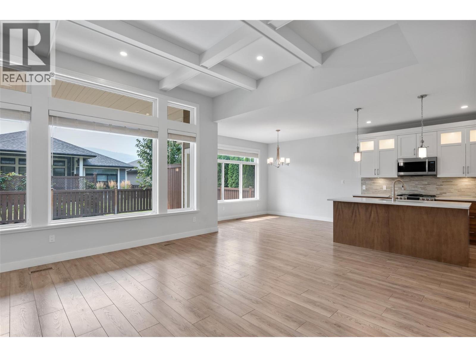 #228 641 Shuswap Road E - 8