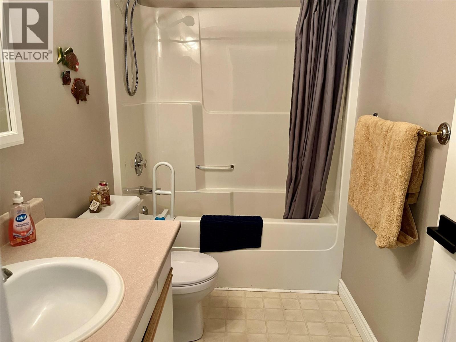 1902 46 Avenue Unit# 2, Vernon