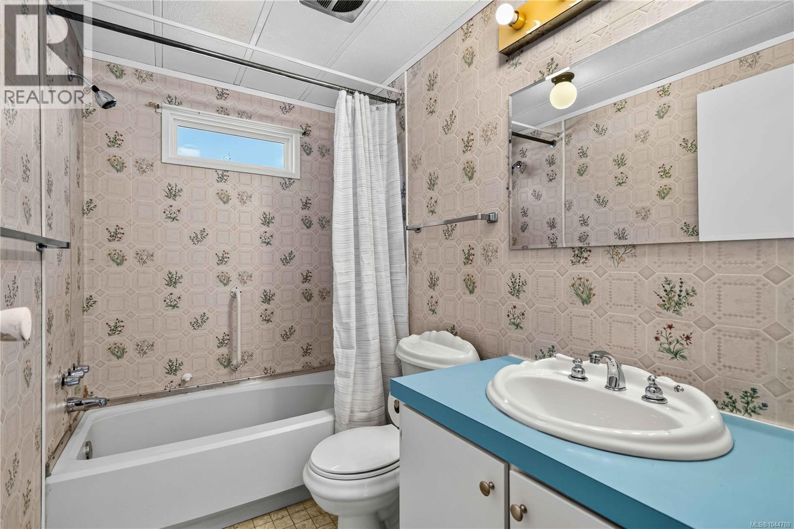 #49 1498 Admirals Rd - 27