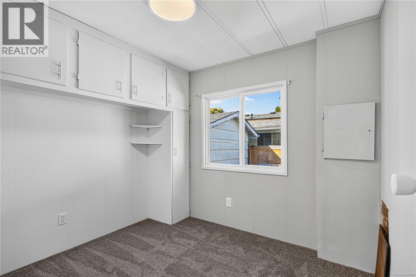 #49 1498 Admirals Rd - Image 31