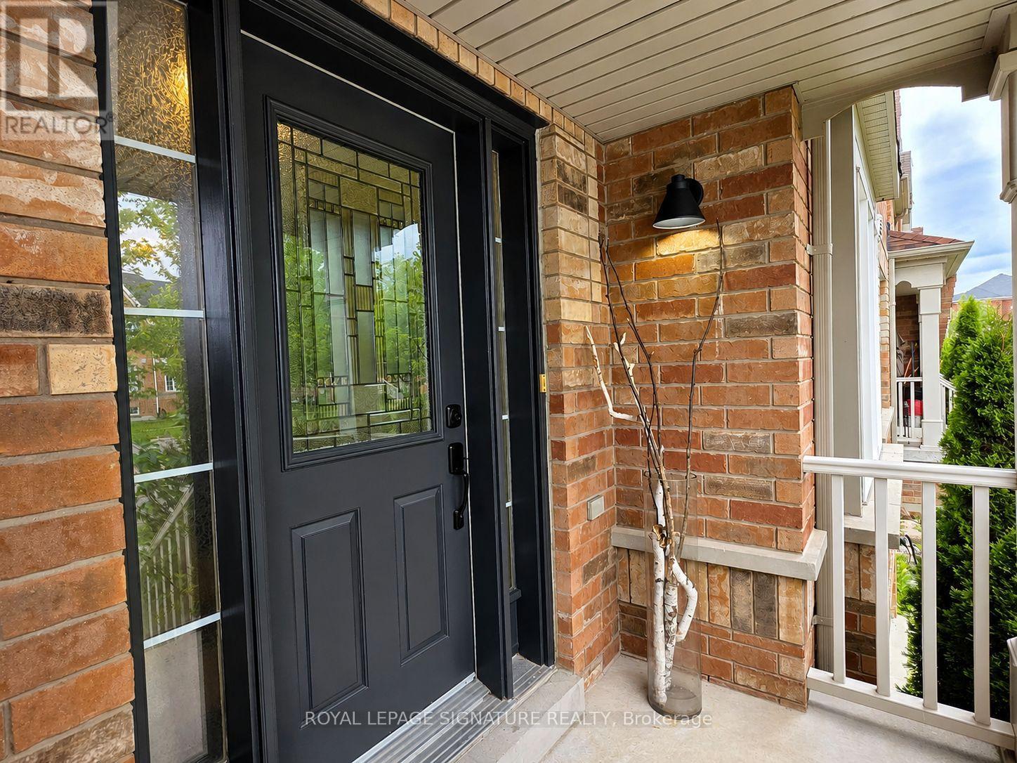 12 BLYTHEWAY GATE - Image 3