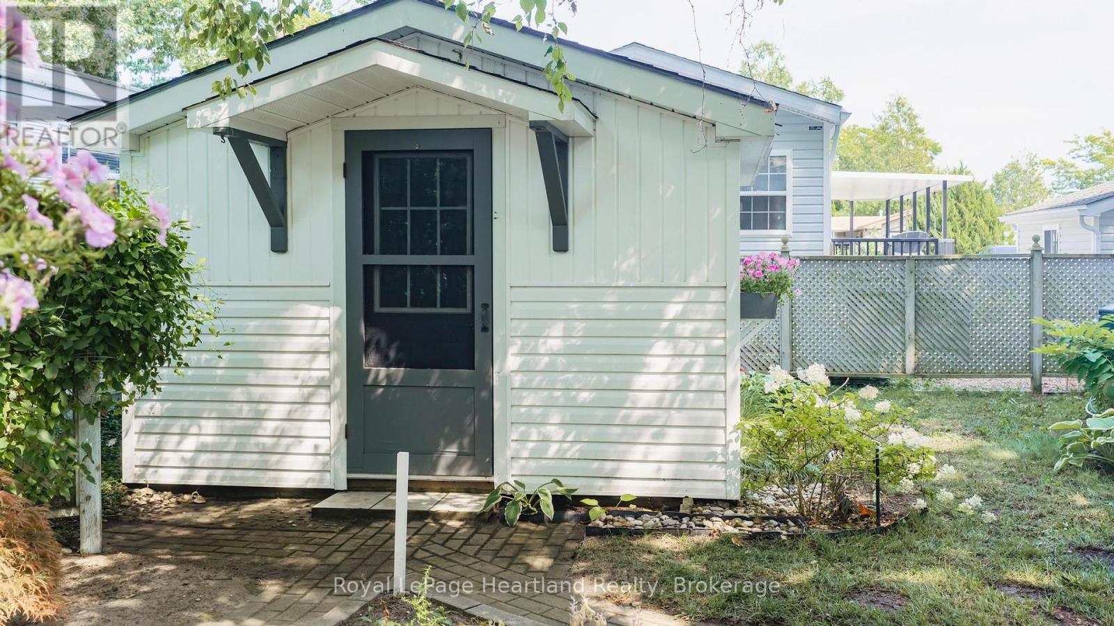 28 IROQUOIS LANE - Image 27