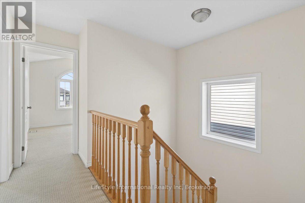 242 MOORLANDS CRESCENT S - 20