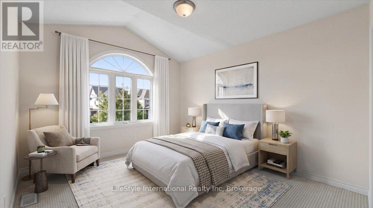 242 MOORLANDS CRESCENT S - 21