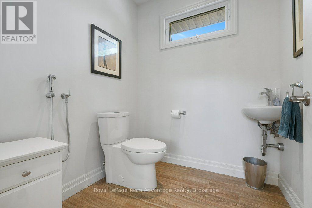 6 GINNIE STREET - Image 25