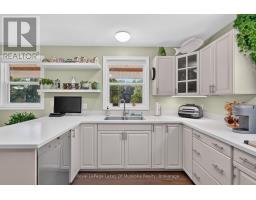 Laundry room - 400 Chetwynd Road, Armour, ON P0A1C0 Photo 8