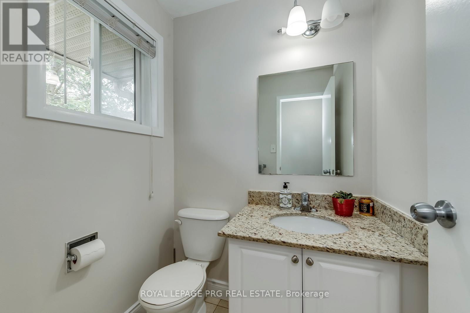 17 NEW PORT WAY - 17