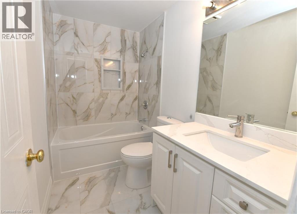#111 1247 HURON Street - 16