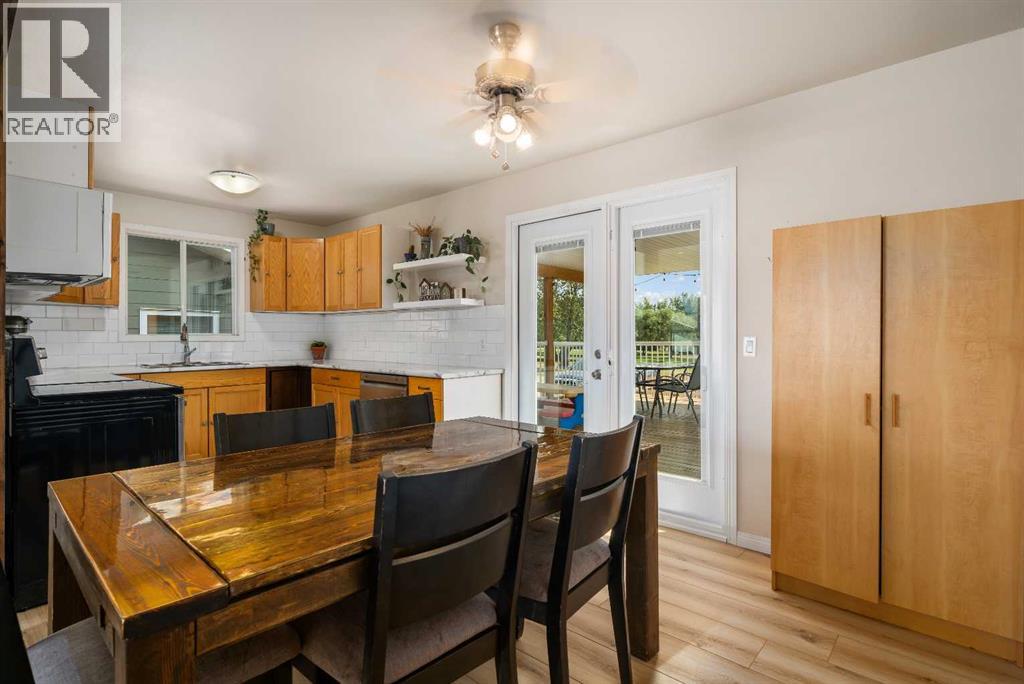 109 Centennial Park Crescent East