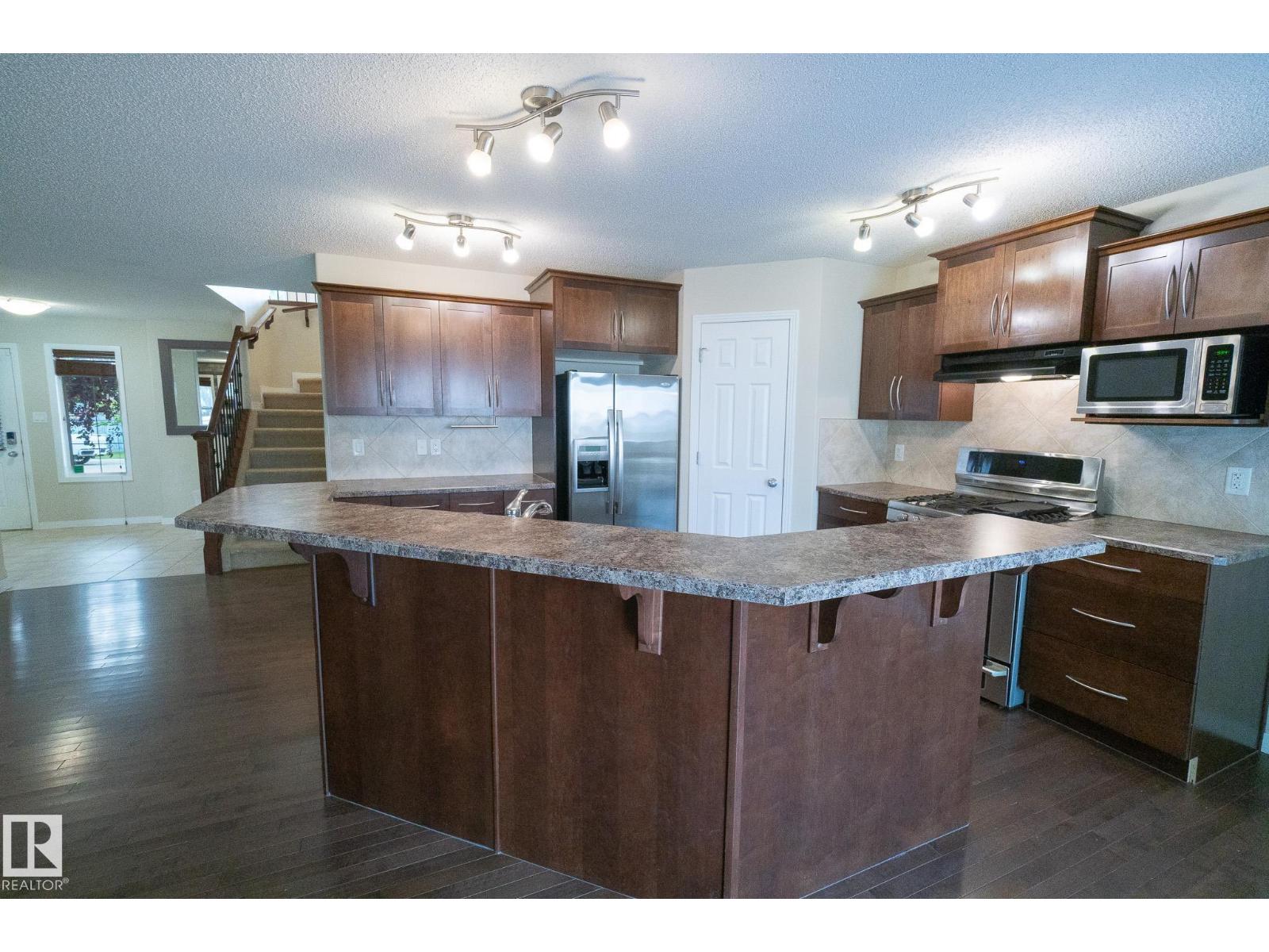 632 60 ST SW - 10