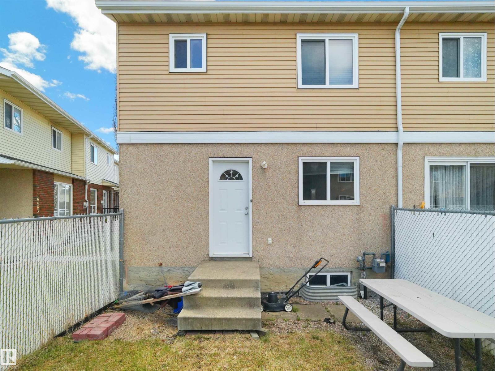 16483A 115 ST NW - 30