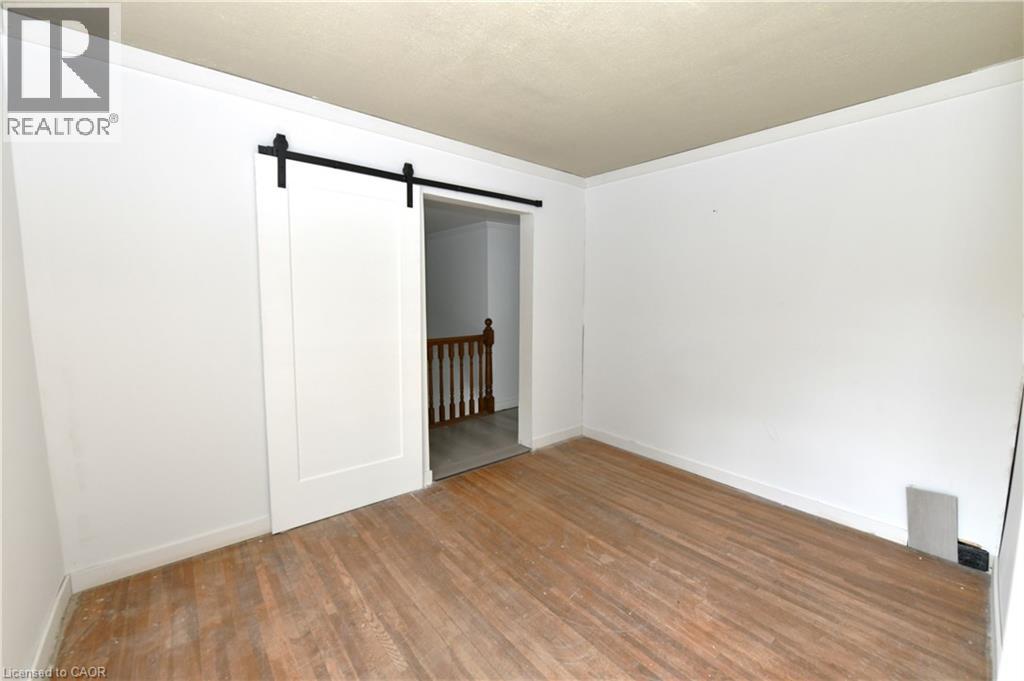 540 WELLINGTON Avenue S - 12