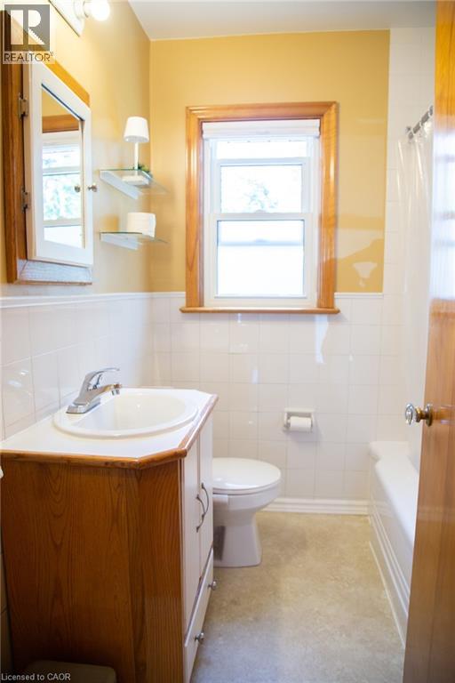 42 HAWTHORNE Avenue - Image 19