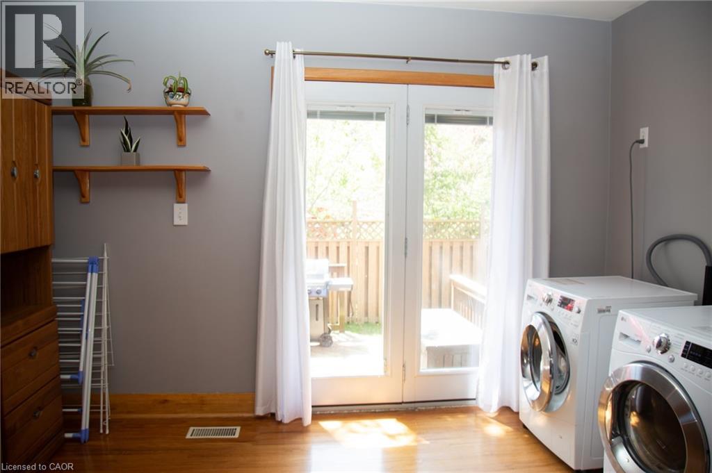 42 HAWTHORNE Avenue - Image 26